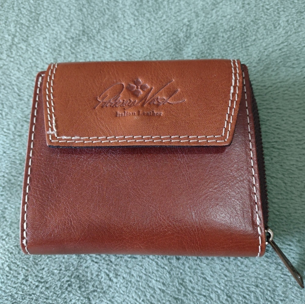 Patricia Nash wallet